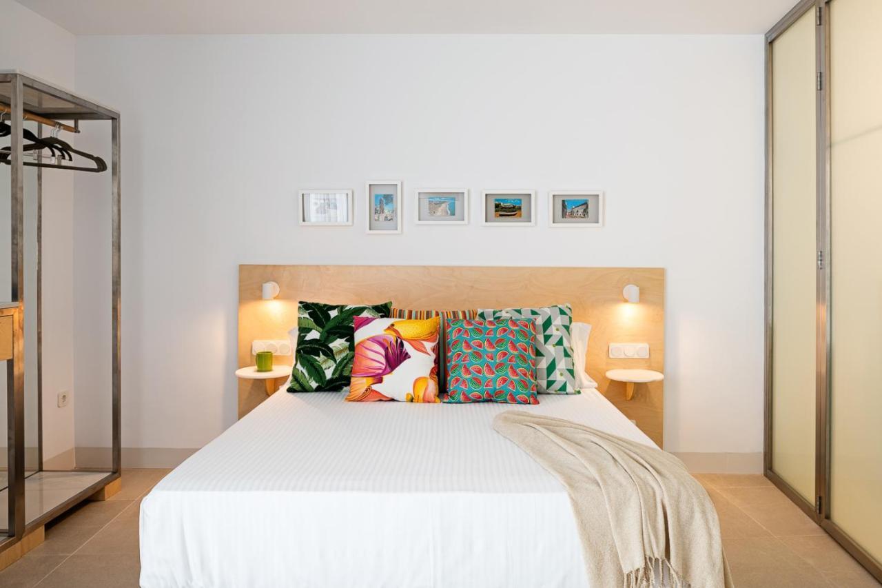 Apartamentos Y Estudios Centricos Conil Home Suite コニル・デ・ラ・フロンテラ エクステリア 写真
