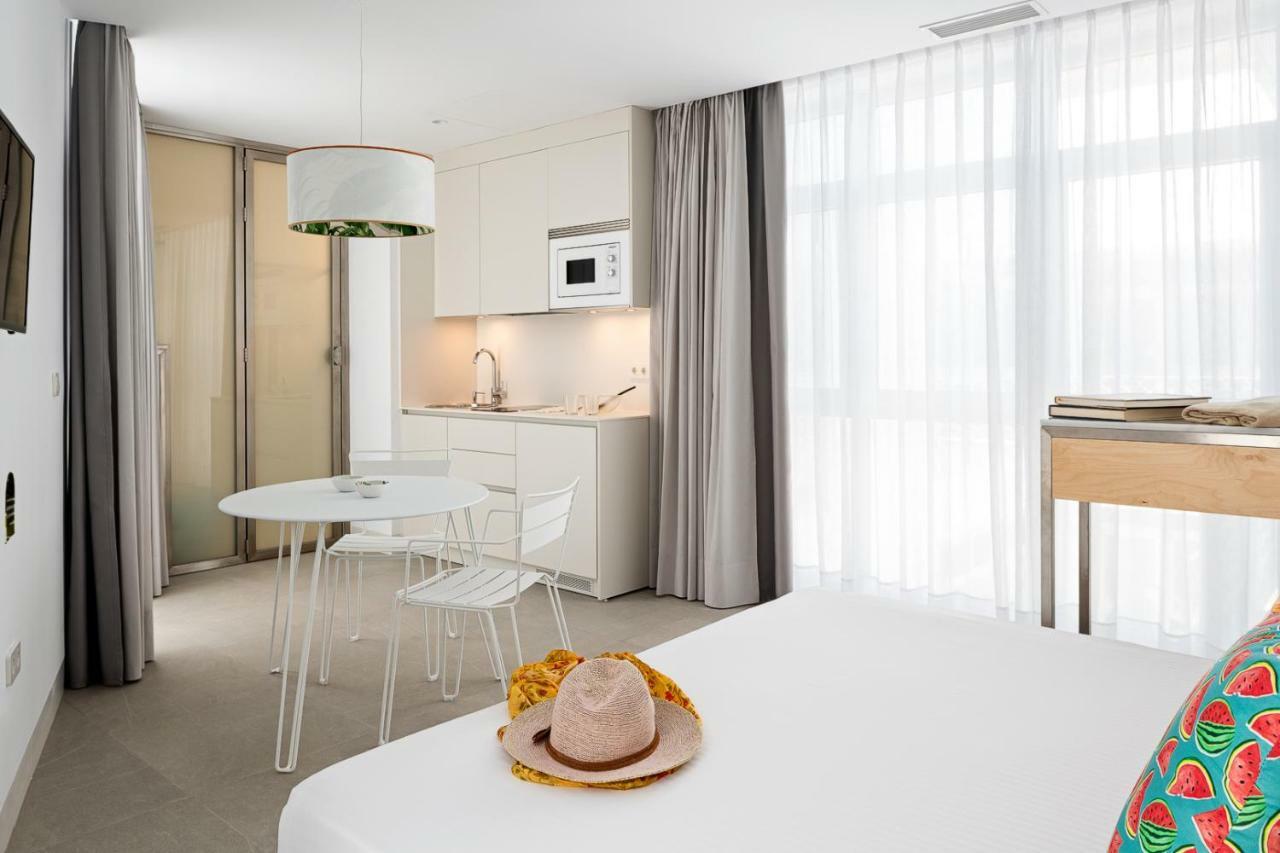 Apartamentos Y Estudios Centricos Conil Home Suite コニル・デ・ラ・フロンテラ エクステリア 写真